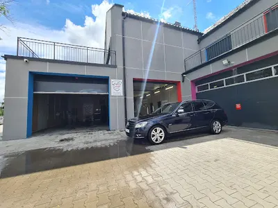 Divemed Garage - Serwis, myjnia, wulkanizacja, auto detailing